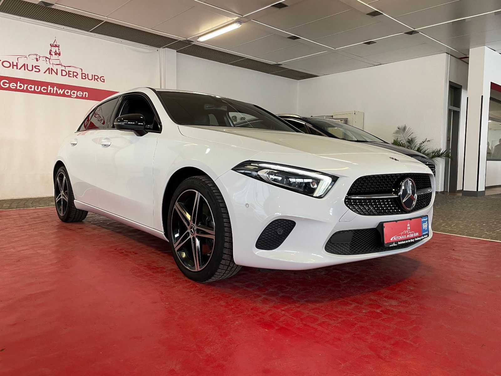 MERCEDES-BENZ A 220 d -Scheckheft-Navi-PDC 2.Hand