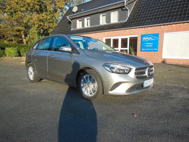 Mercedes-Benz B 200 AUTOMATIK NP52000€/8-FACH ALU/TÜV+INSP NEU