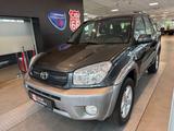 Toyota RAV 4 RAV4 2.0 Sol - Toyota RAV 4 Gebrauchtwagen in Hamburg