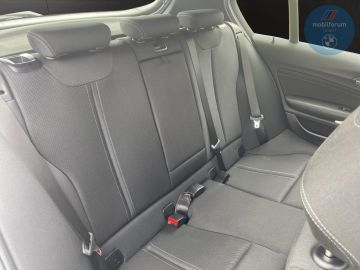 BMW 118 - 4