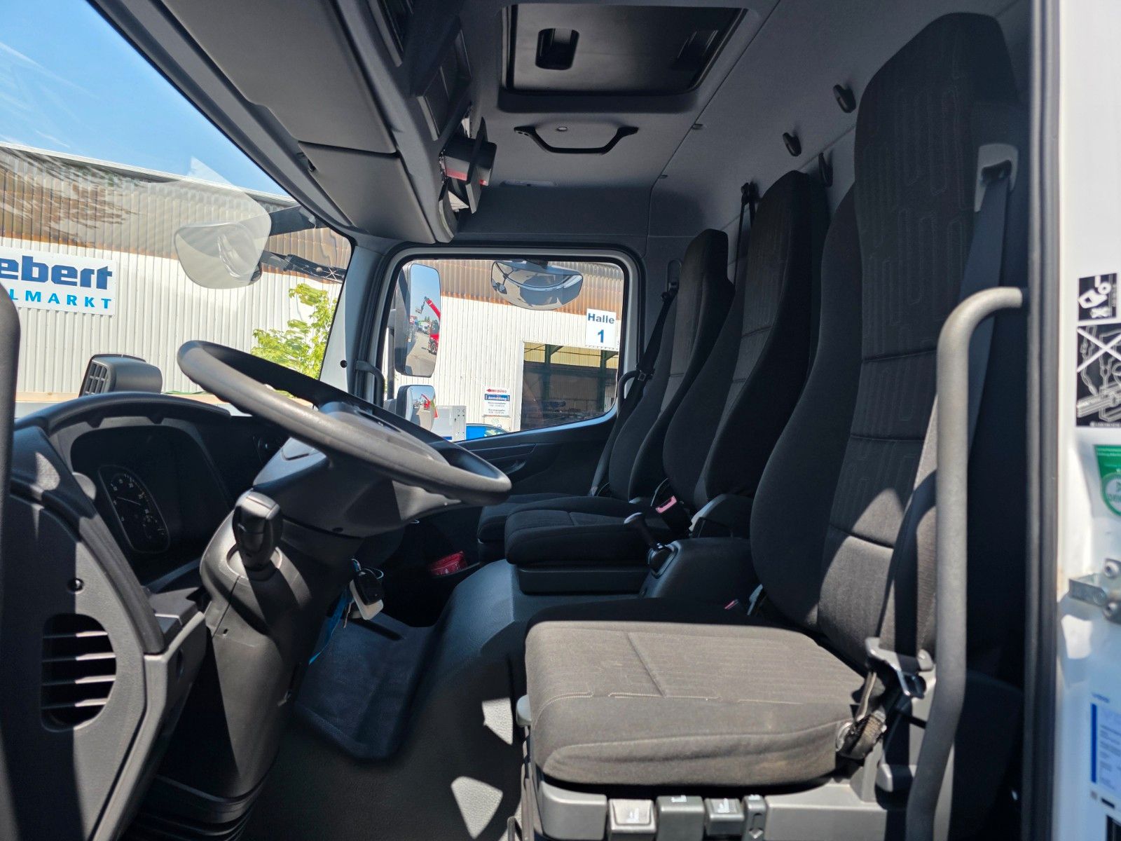 Fahrzeugabbildung Mercedes-Benz Atego 1224 LBW Bär 1.500kg Klima 3 Sitze