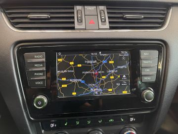 Skoda Octavia 1.4 TSI Green tec Combi *Ambition*Navi*