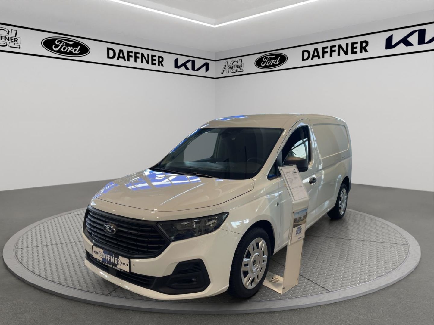 Fahrzeugabbildung Ford Transit Connect Trend L2 Kasten AHK Navi LIM