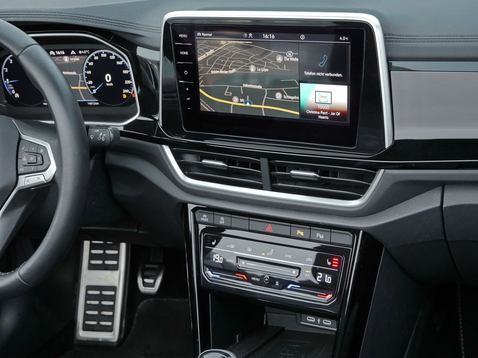 Volkswagen T-Roc - Bild 6