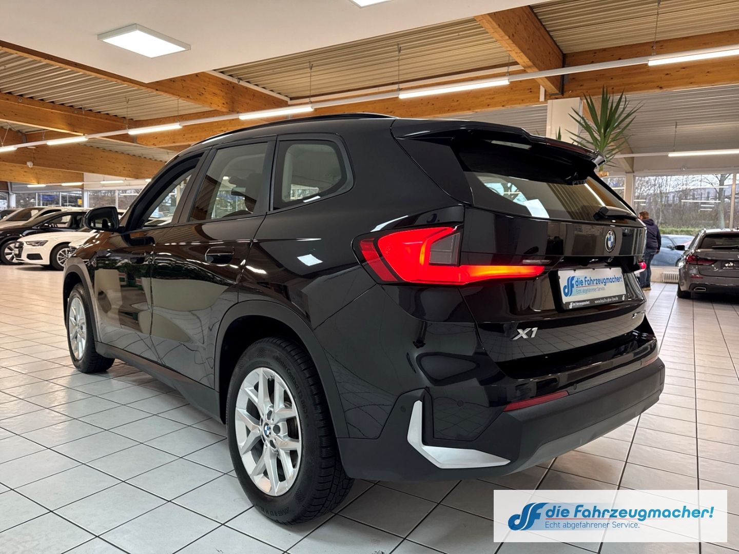 Fahrzeugabbildung BMW X1 20 d xDrive Park-Assistent Navi Digitales Coc