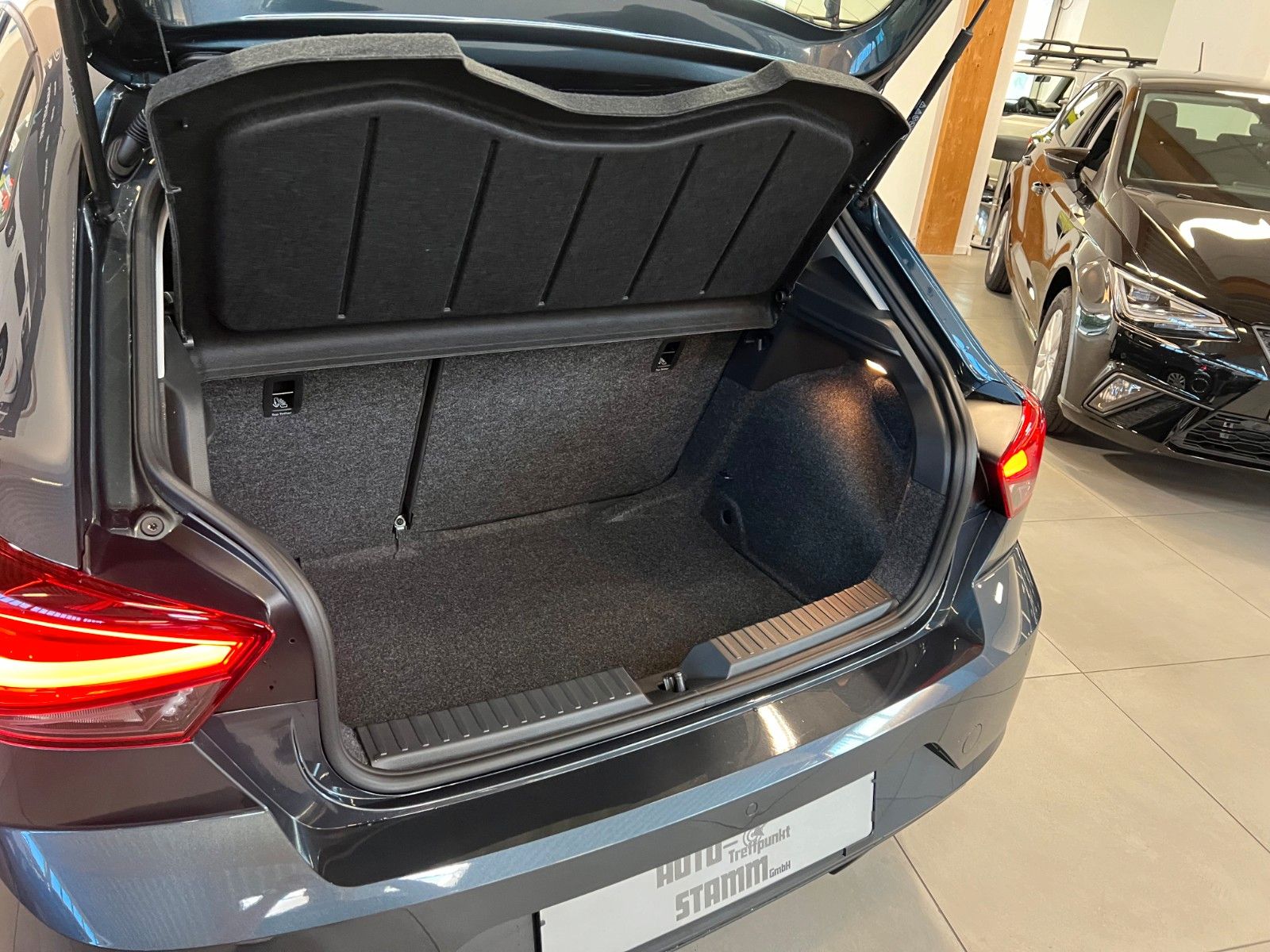 Fahrzeugabbildung SEAT Ibiza 1.0 TSI Style