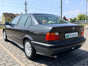 BMW 320 - 4