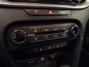 Kia Ceed SW 1.5T DCT7 Kamera Klima Sitzheizung