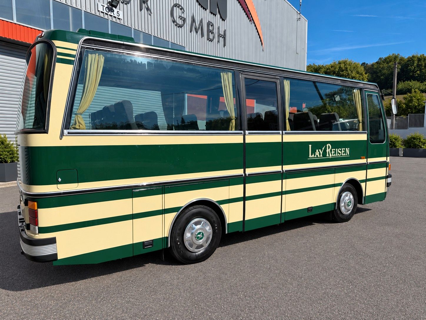 SETRA  1981 - Image 4 of 31