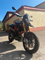 Aprilia Dorsoduro 900 ABS 
