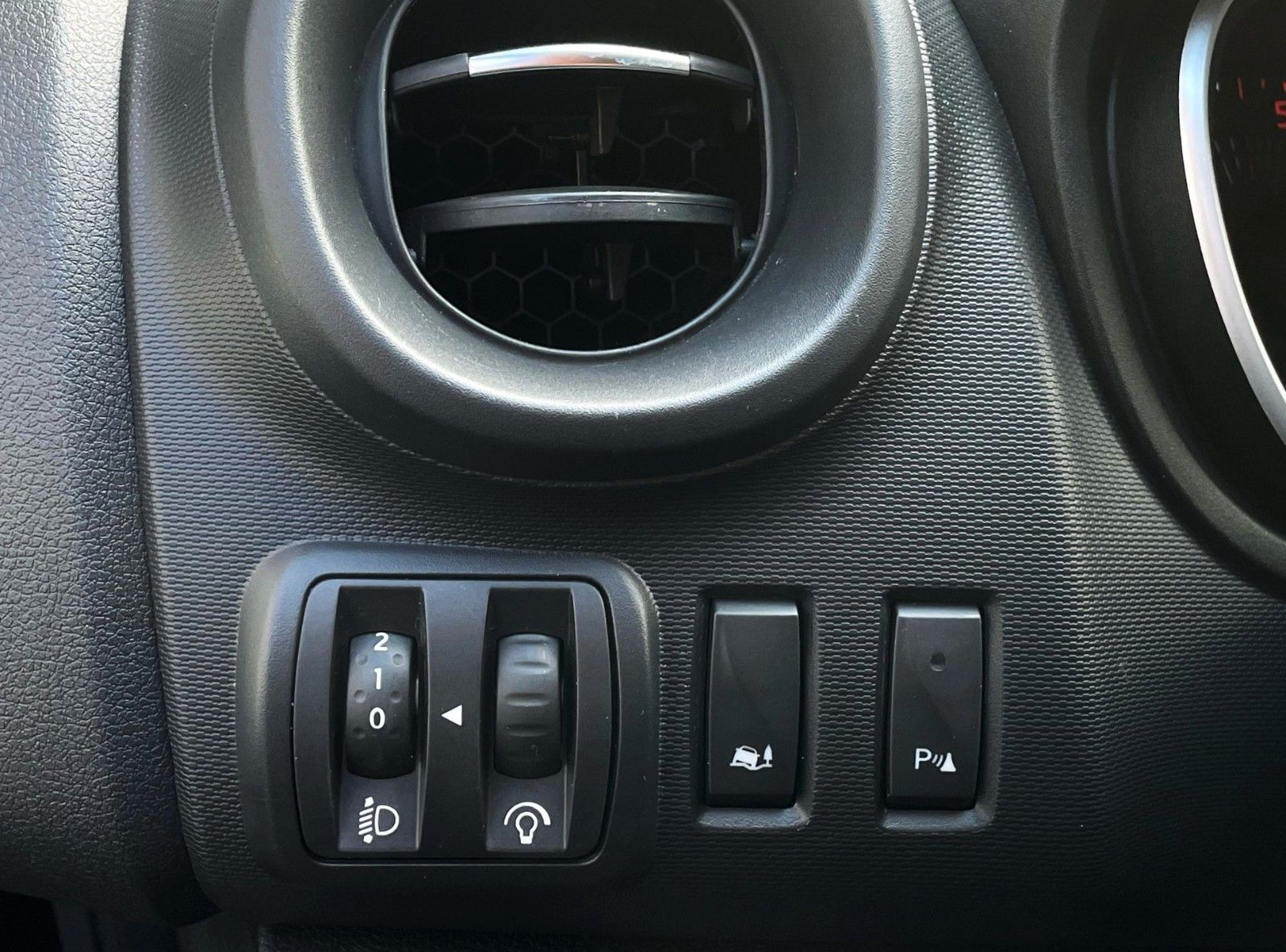 Fahrzeugabbildung Renault Trafic Kasten  L1H1 Komfort KLIMA NAVI MwSt 1.Hd