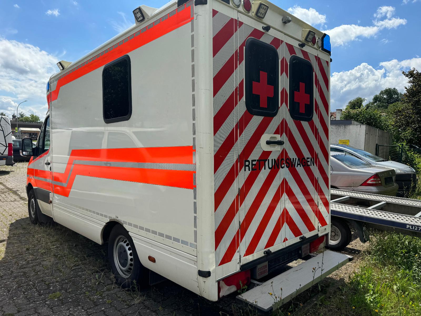 Mercedes-Benz Sprinter 2012 — engine 2.143 cm³, 163 HP (120kW)