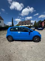 Volkswagen up! move up! BMT Automatik Navi PDC 20.000 km - blaue Volkswagen up!