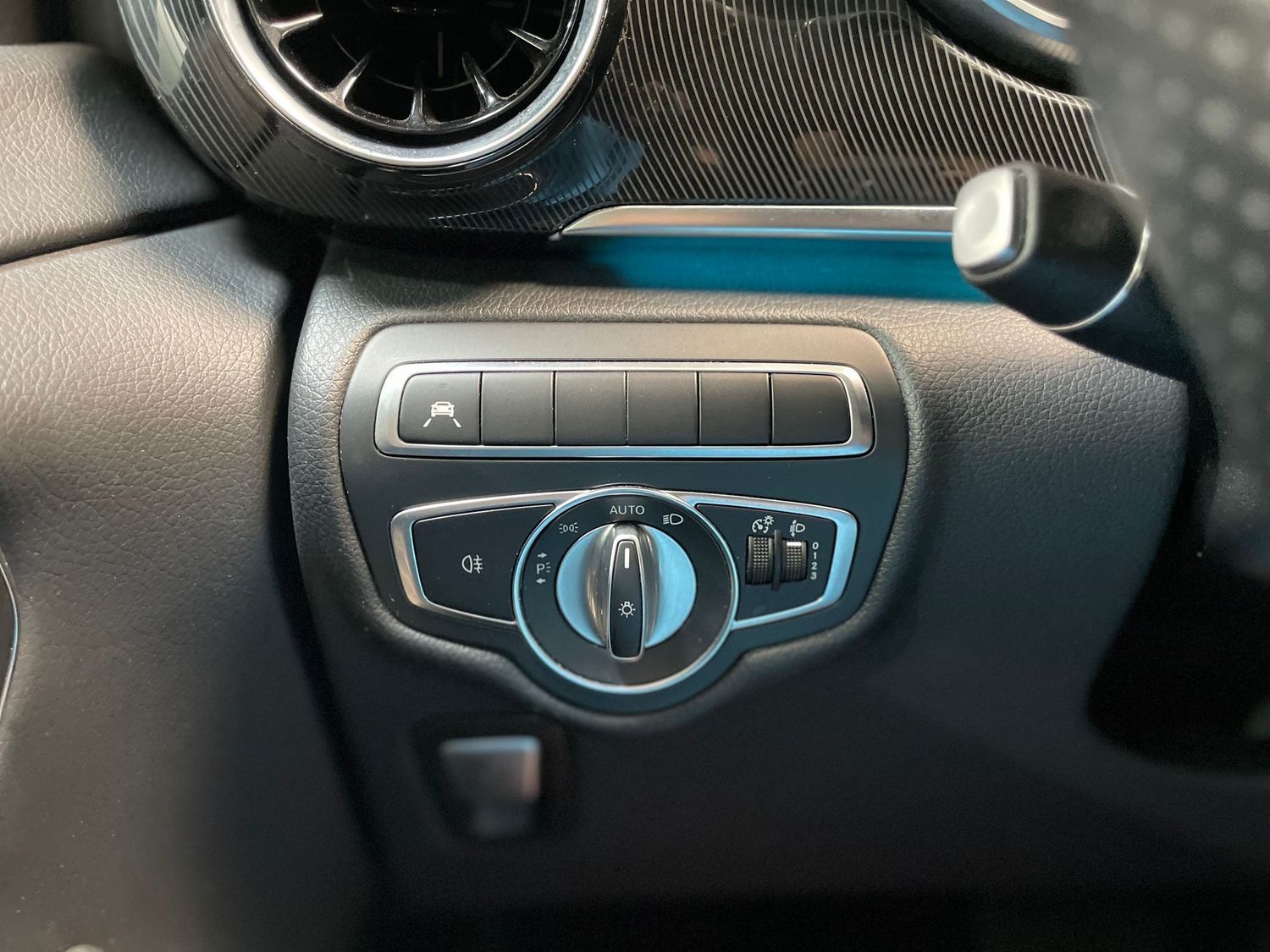 Fahrzeugabbildung Mercedes-Benz V 250 d EDITION kompakt Sport Night#Kamera#Ambie