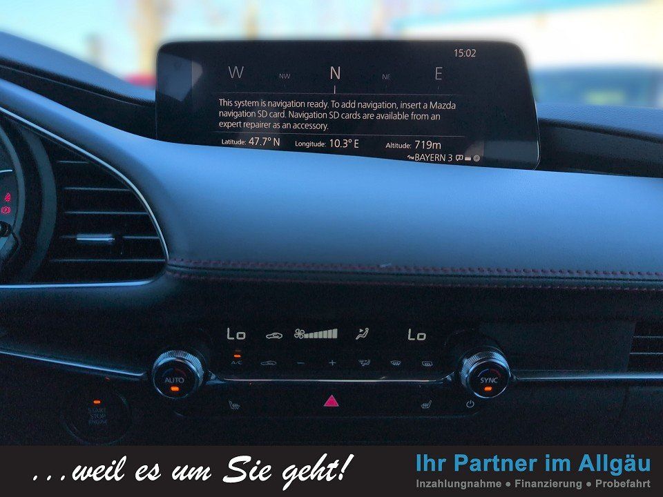 Fahrzeugabbildung Mazda 3 2.5L eSKY-G AT HOMURA NAV+360+HUD+MATRIX+SHZ++
