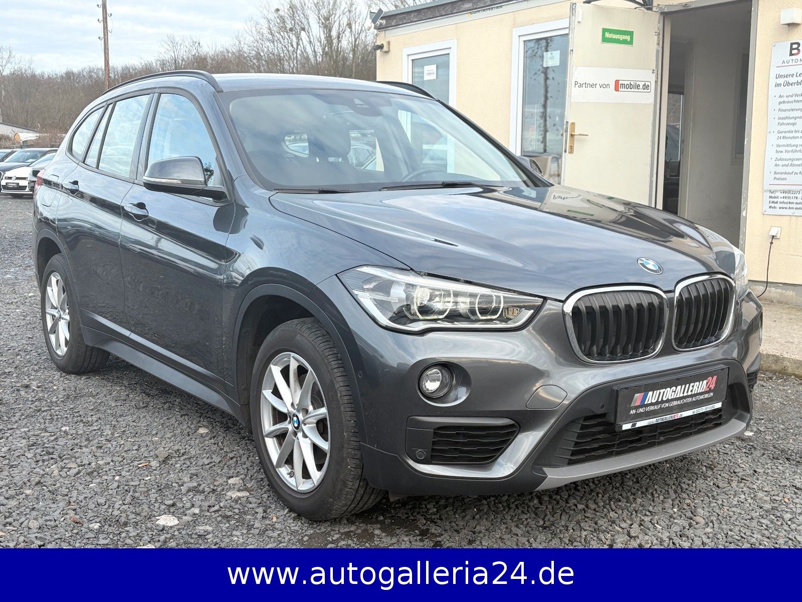 Fahrzeugabbildung BMW X1 sDrive18i Aut. Navi LED Tempomat SCHECKHEFT