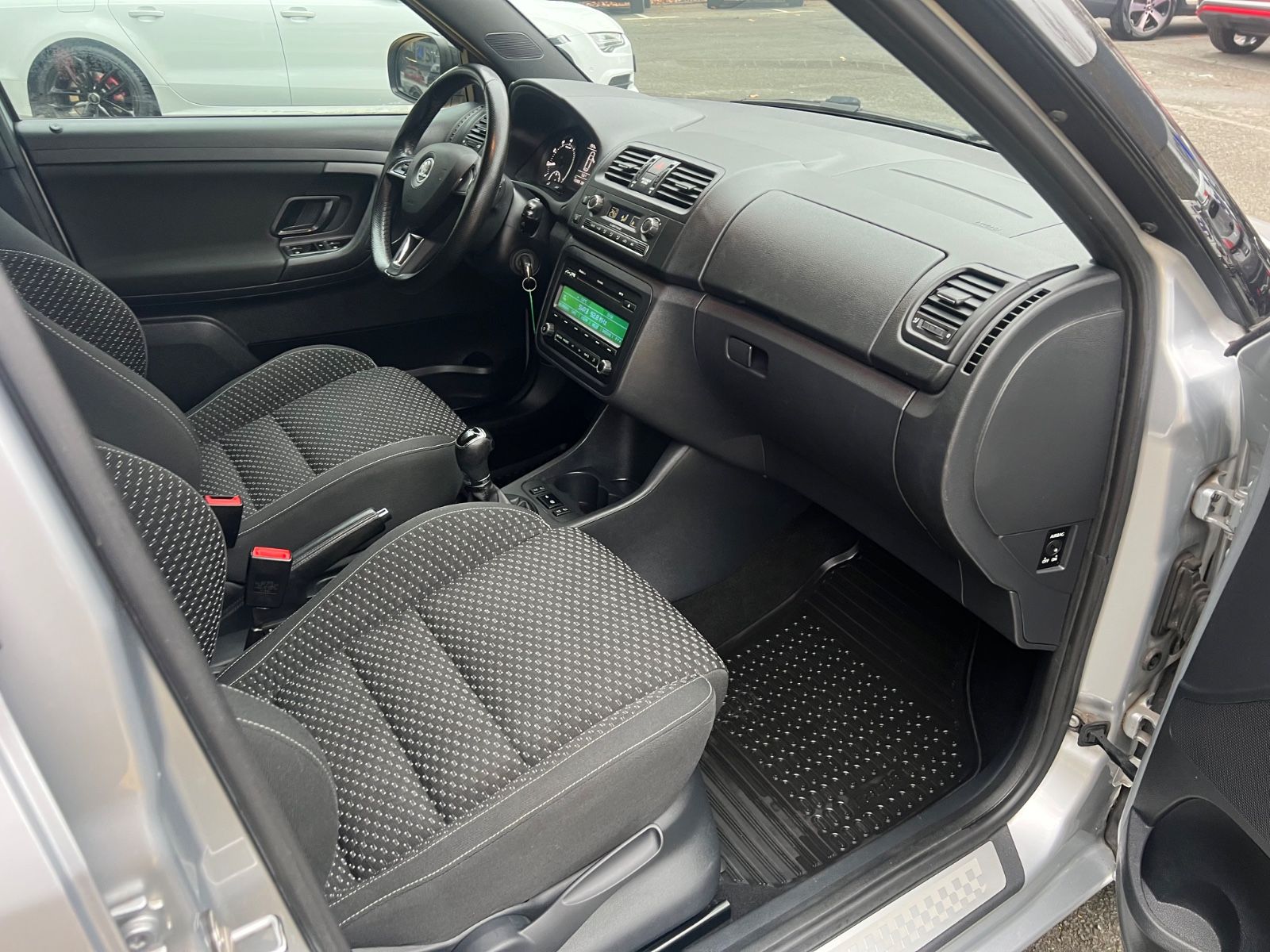 Fahrzeugabbildung SKODA Fabia RS Automatik