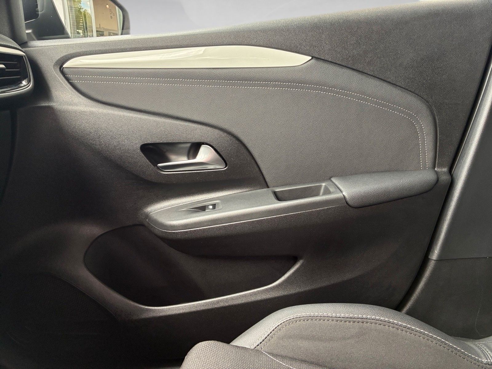 Fahrzeugabbildung Opel Corsa F GS 100PS Automatik/Kamera/Navi!