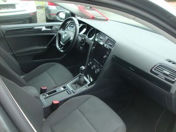 Volkswagen Golf - 7