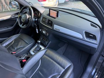Audi Q3 - 12