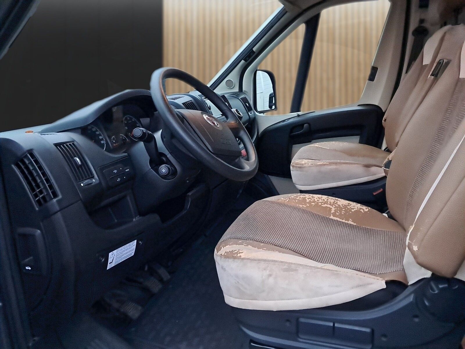 Fahrzeugabbildung Pössl Roadcruiser . SAT,TV,Solar,Markise,AHK