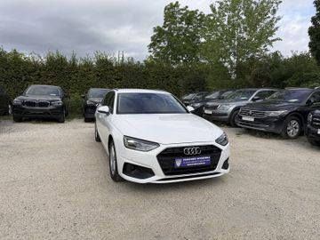 Audi A4 - 1