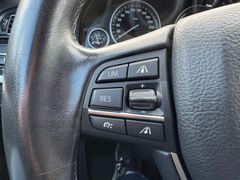 Fahrzeugabbildung BMW 530d Touring xDrive AHK NAVI ACC BIXENON