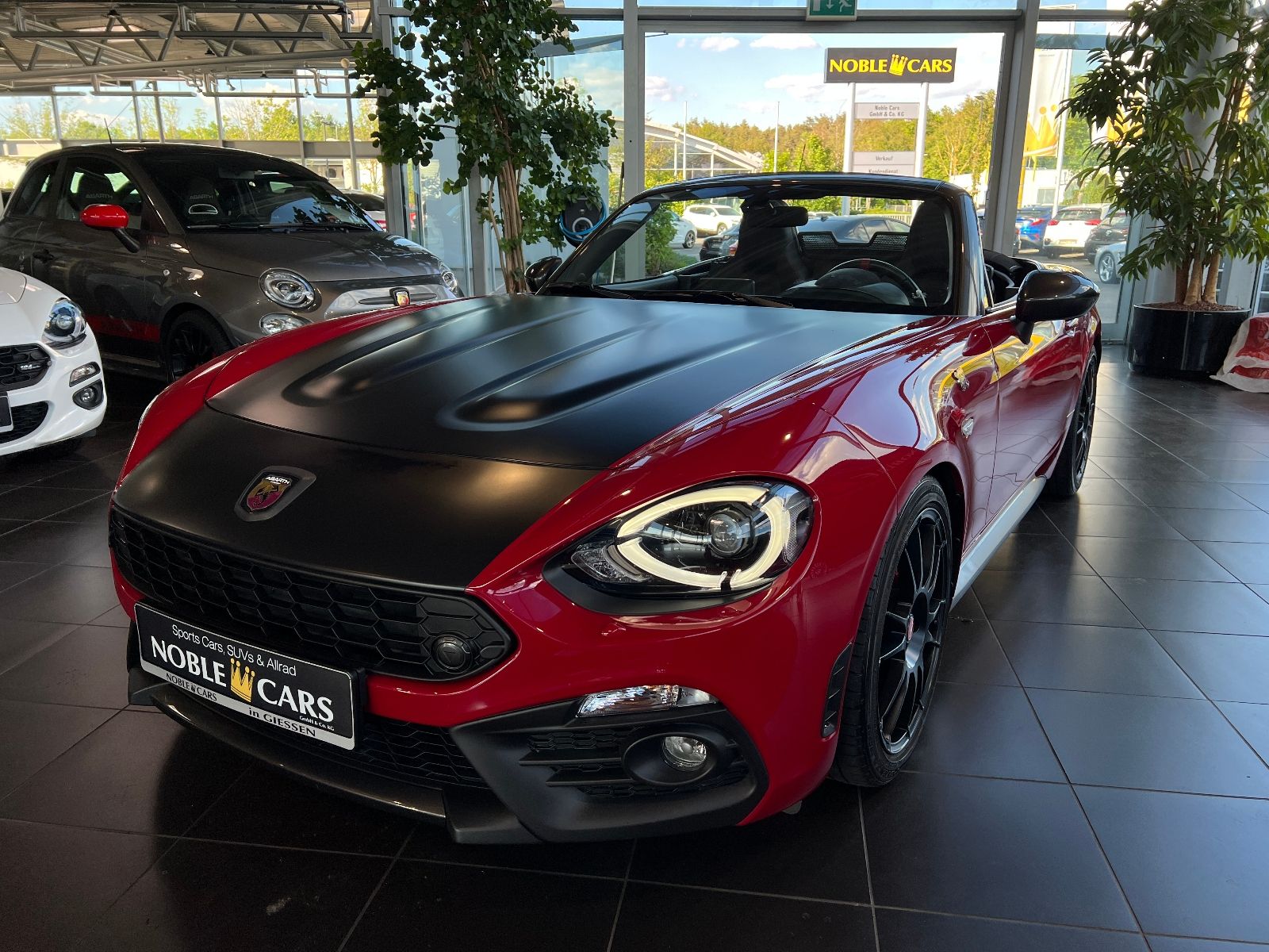 Fahrzeugabbildung Abarth 124 Spider GT LED BOSE LEDER