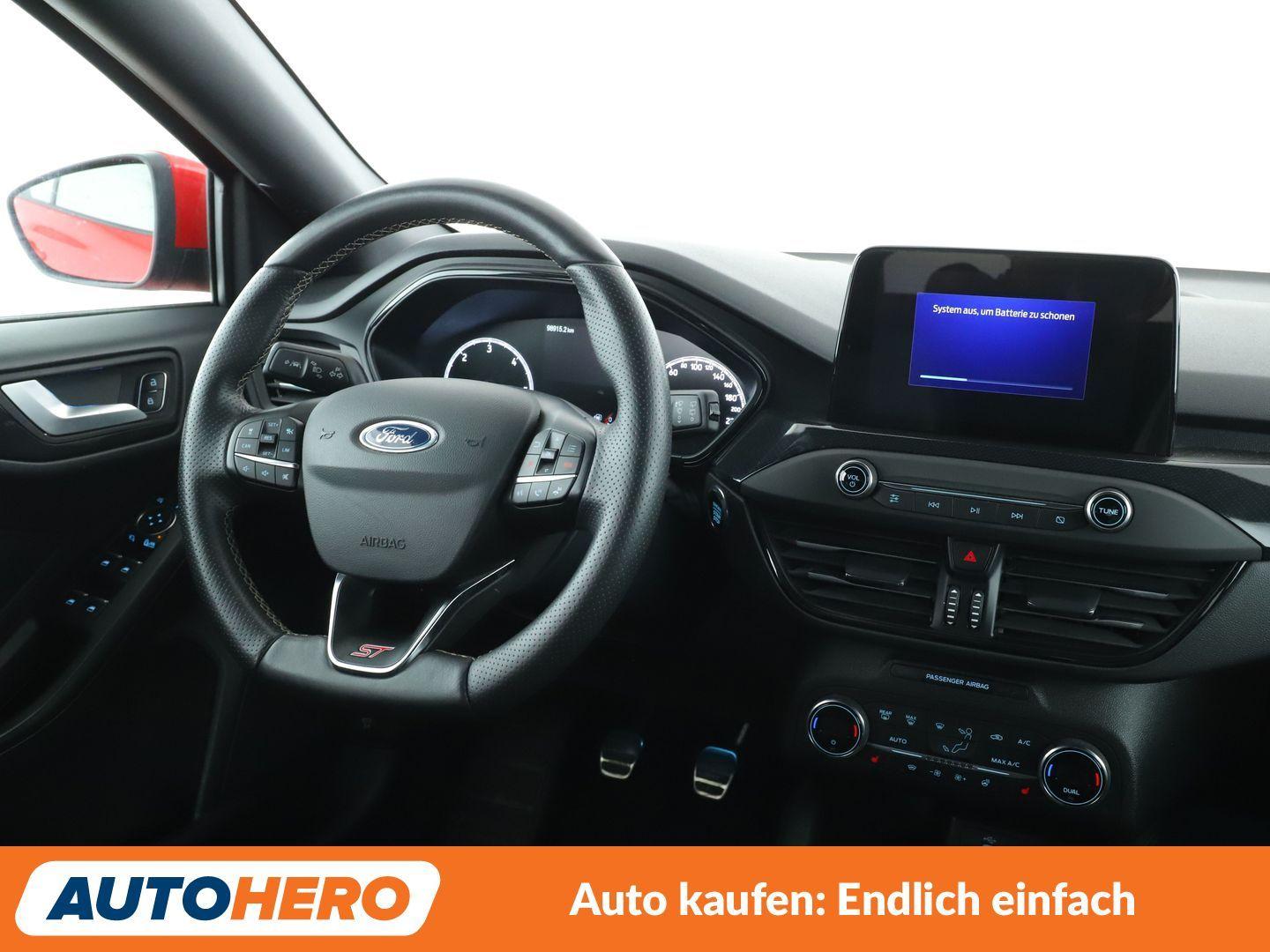 Ford Focus 2.0 TDCi EcoBlue ST*NAVI*LED*ACC*SPUR*PDC*