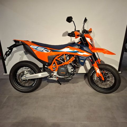 KTM 690 SMC-R 2024 