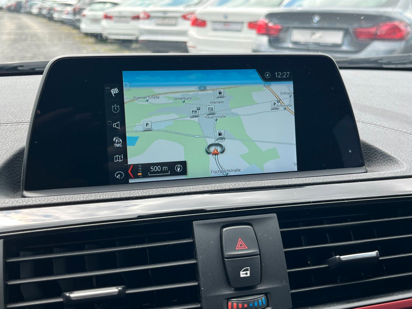 Fahrzeugabbildung BMW 120d xDrive SPORT LINE Sport-Aut Navi LED Kamera