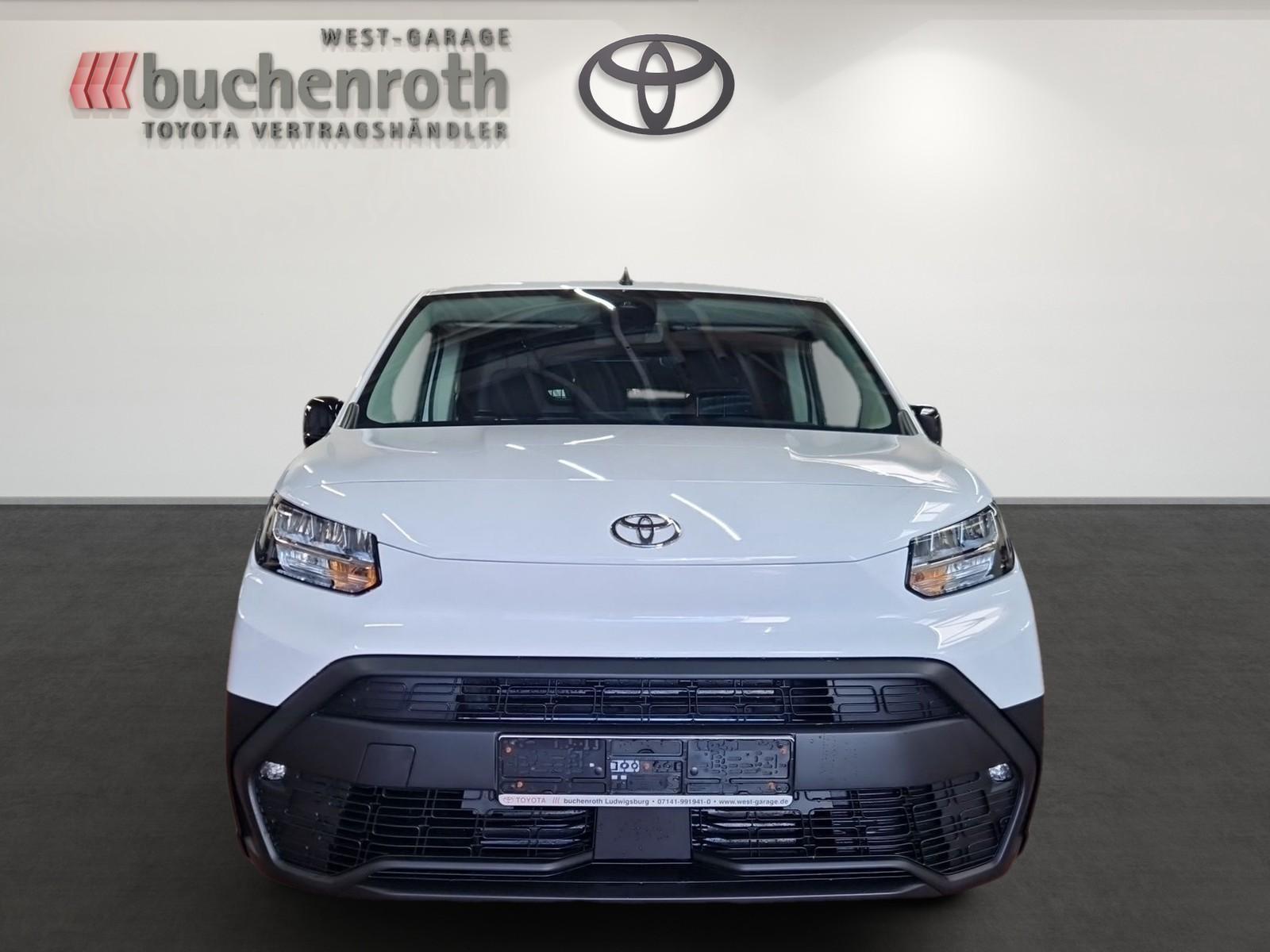 Toyota Proace City L2 Meister +Navi+Hecktüre verglast