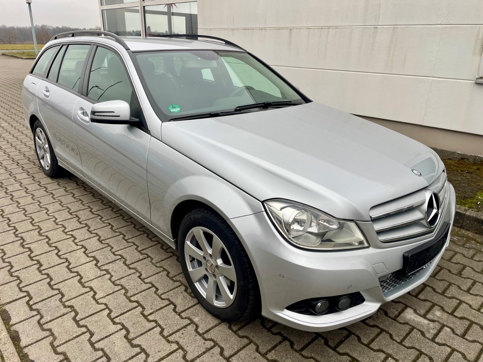 Mercedes-Benz C 220 CDI  Navi /AHK/BlueEffic.