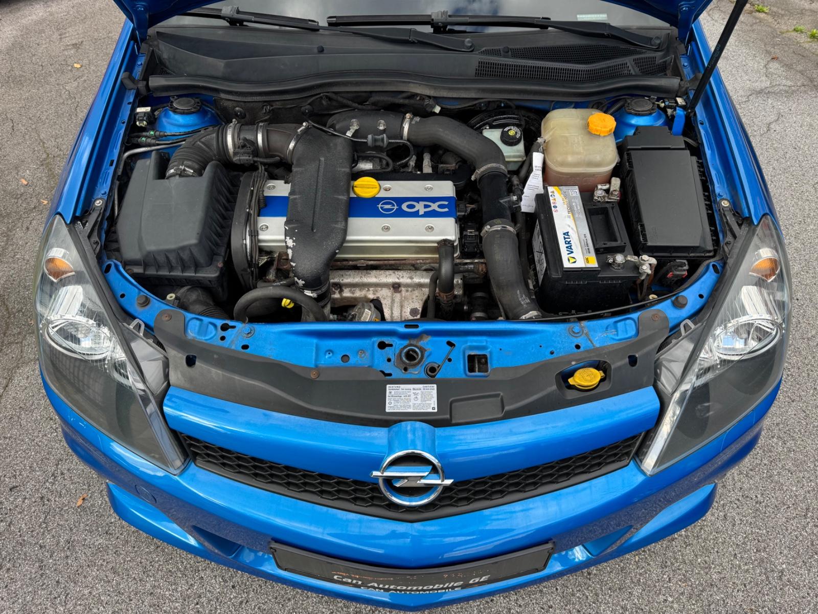 Opel Astra H GTC OPC 2.0 Turbo 241 ch BVM / 1ère main / Recaro / Suspension adaptative