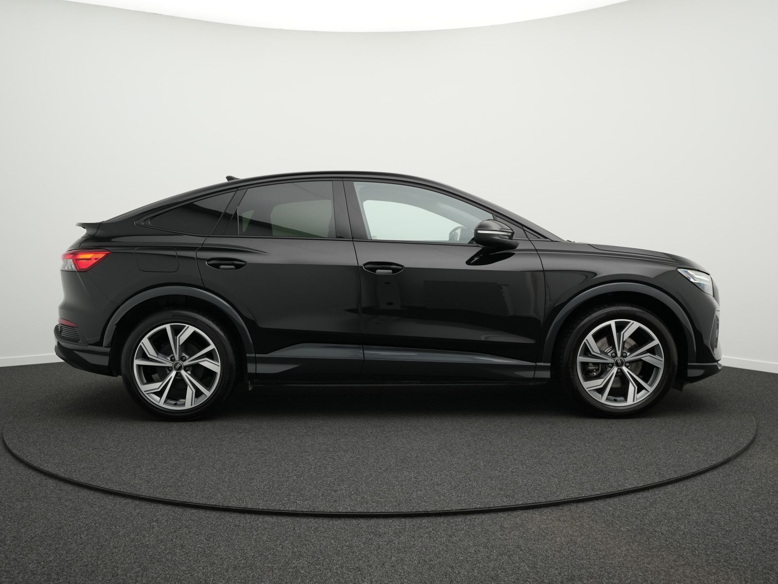 Audi Q4 e-tron - Bild 16