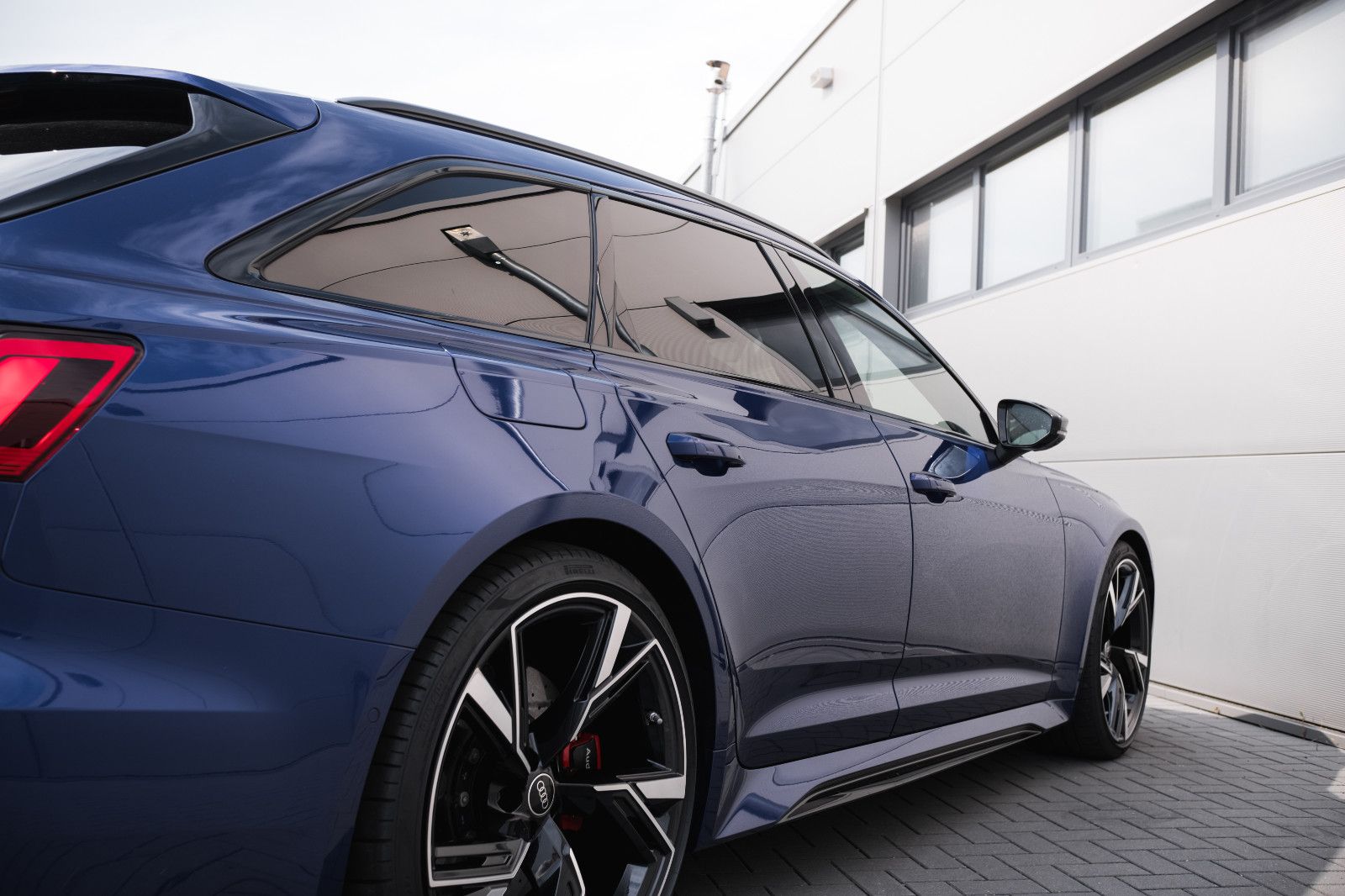 Fahrzeugabbildung Audi RS6 Avant-Sonderfarbe-Keramik-Bang&Olufsen