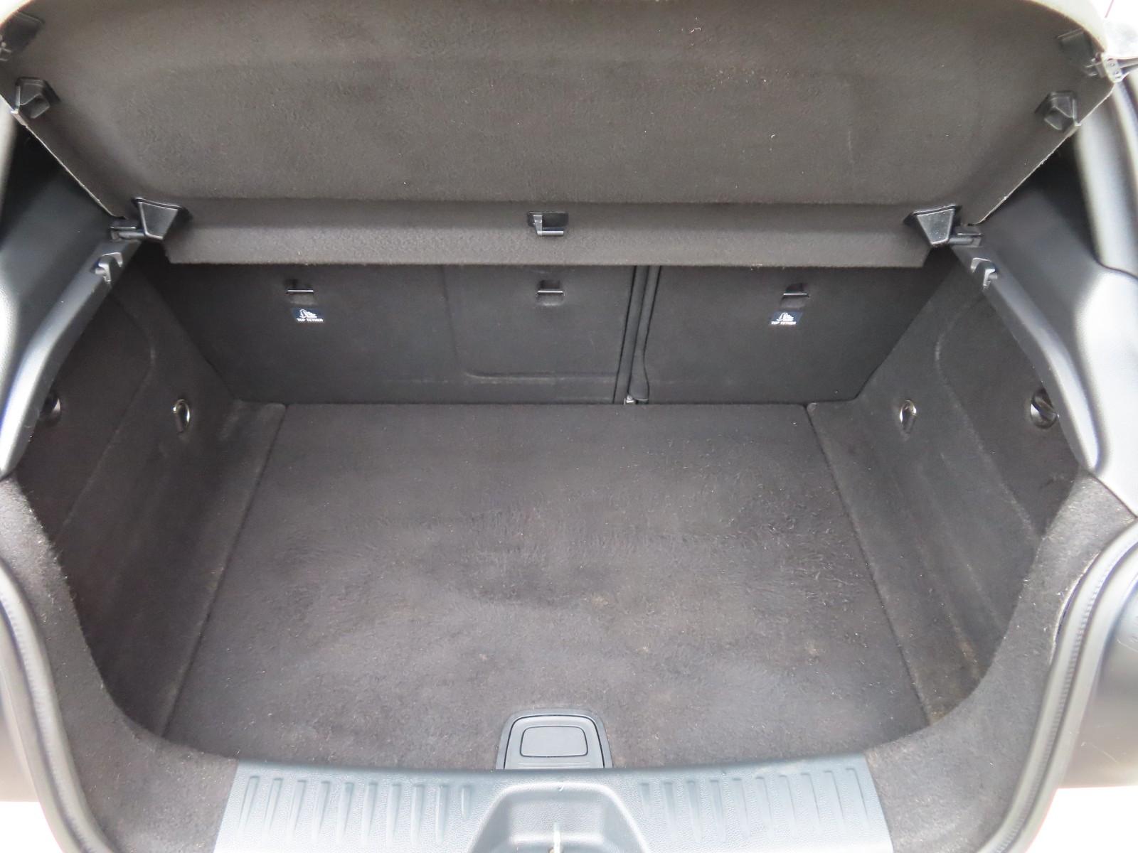Mercedes-Benz A 250 4MATIC Urban 7G-DCT*Sitzheiz.*Navi*
