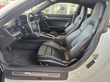 صورة 10 لـ 2020 Porsche 911 URMODELL