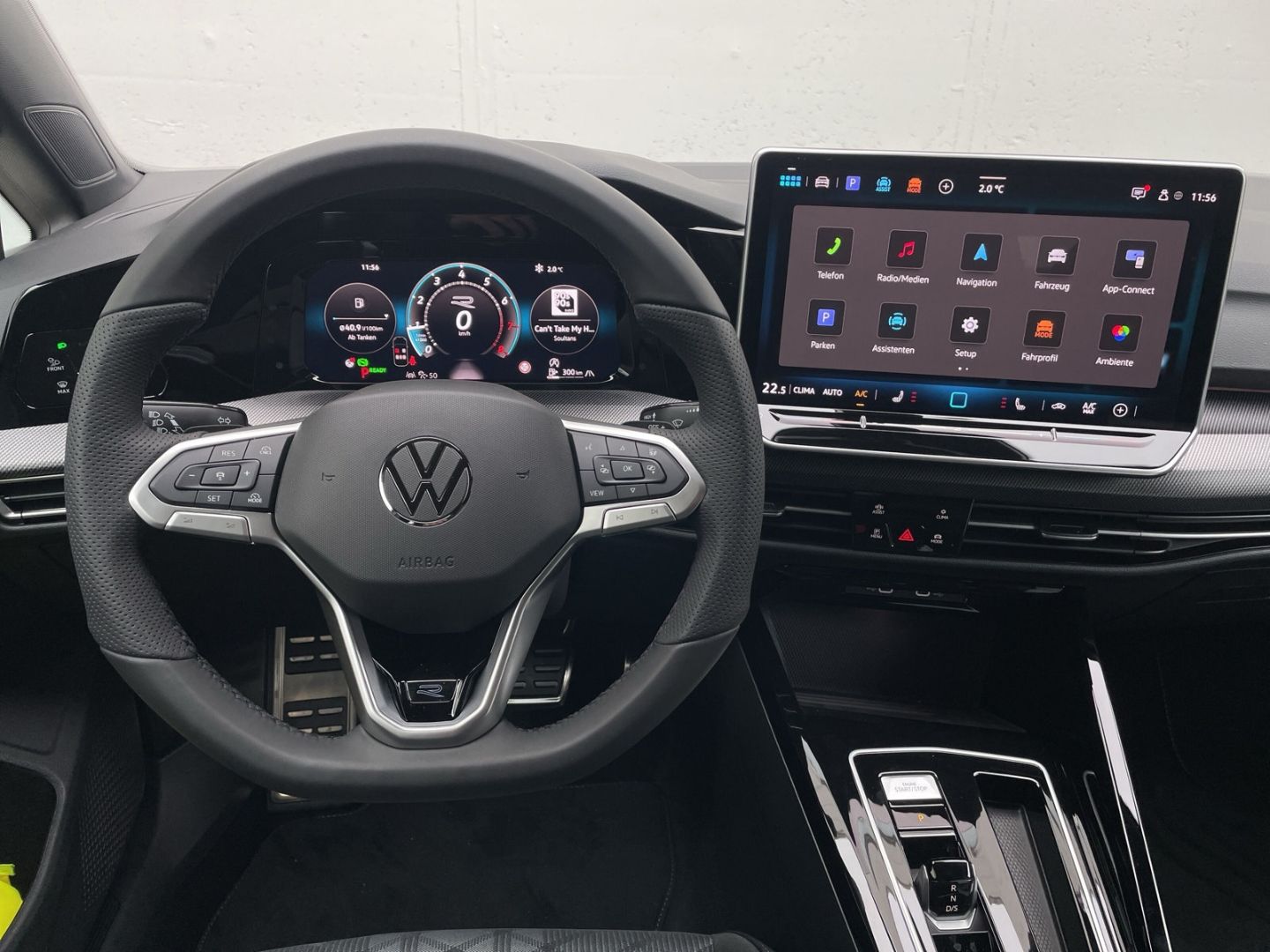 Golf VIII R-Line 1.5 eTSI DSG Black Style Kamera