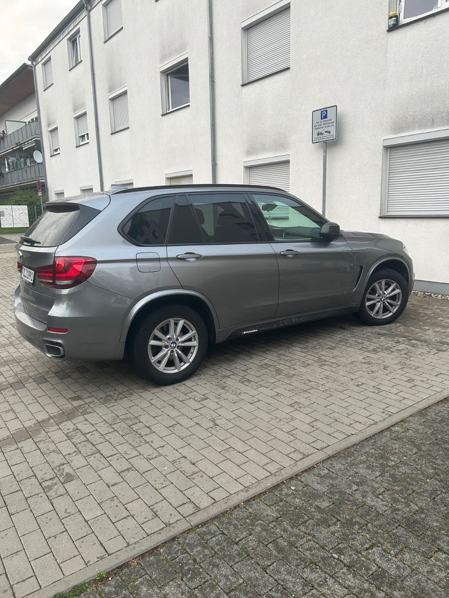 BMW X5 xDrive40d -