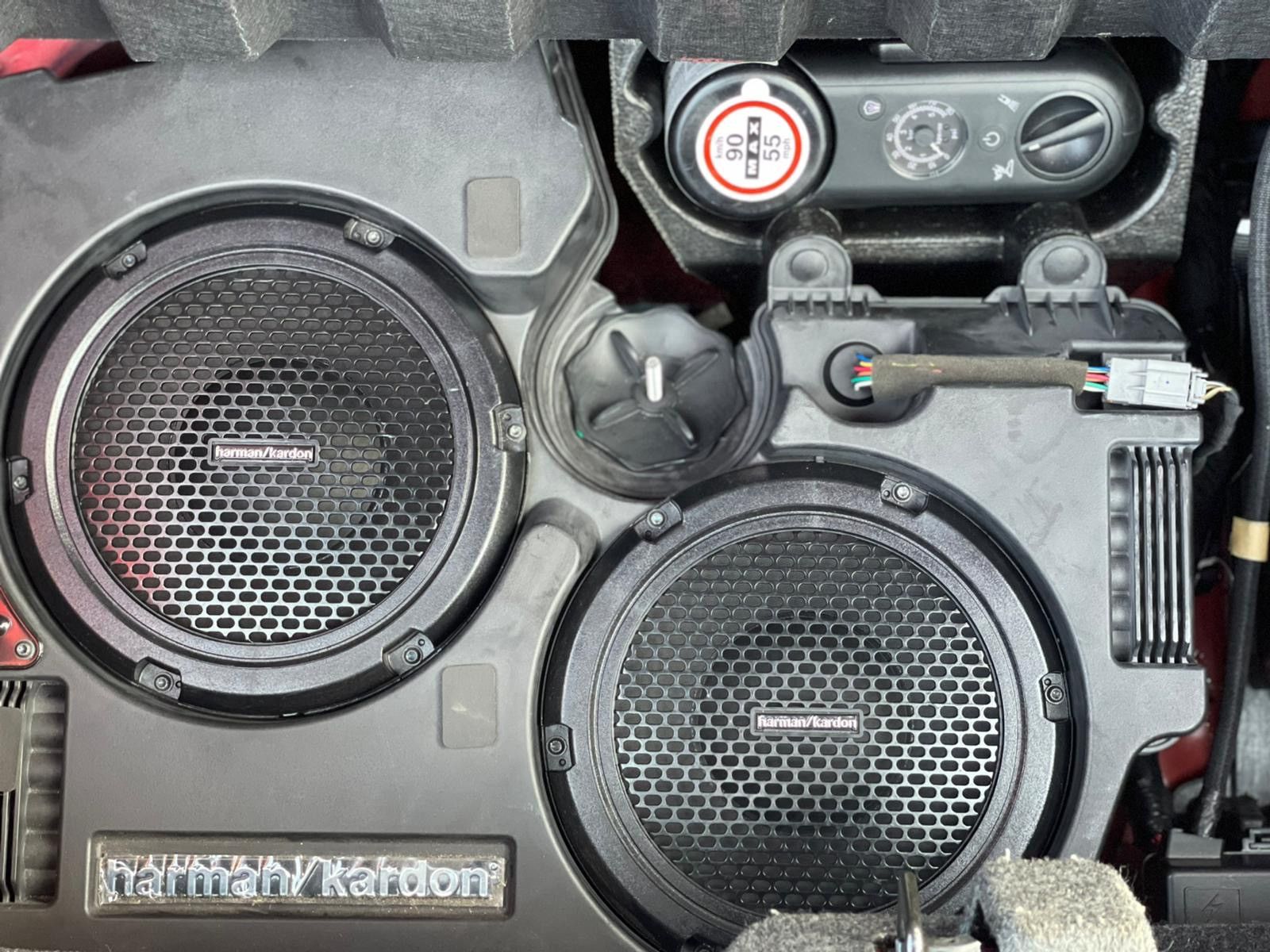 Fahrzeugabbildung Dodge Challenger HELLCAT Schiebed. HarmanKardon MwSt.