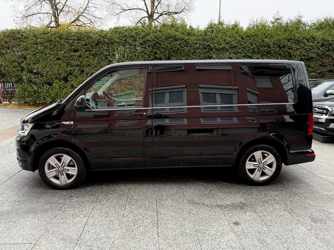 Volkswagen T6 Multivan 2.0 TDI | 204 ch | BVM | 7 places | Alcantara | Régulateur adaptatif | Caméra de recul | Chauffage stationnaire