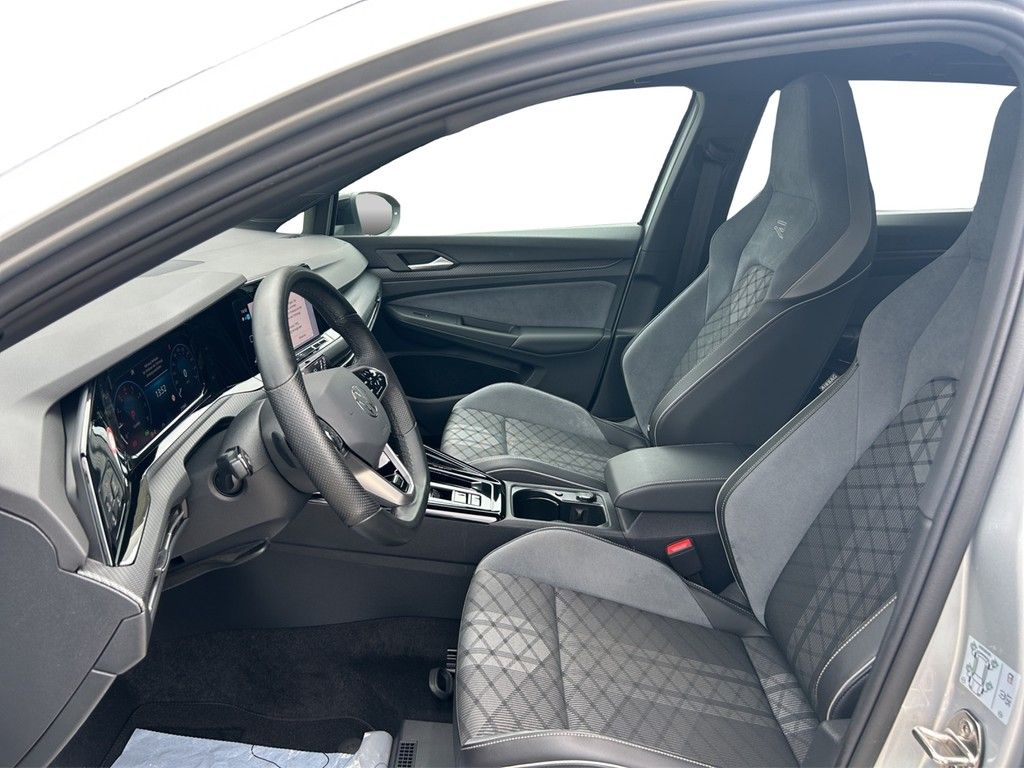 Volkswagen Golf - Bild 12