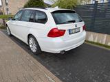 BMW E91 318d Touring LCI - BMW 318: 318d E91
