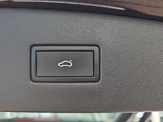 Fahrzeugabbildung Volkswagen Tiguan Allspace 2.0 TDI 4M DSG Life LED-MATRIX H