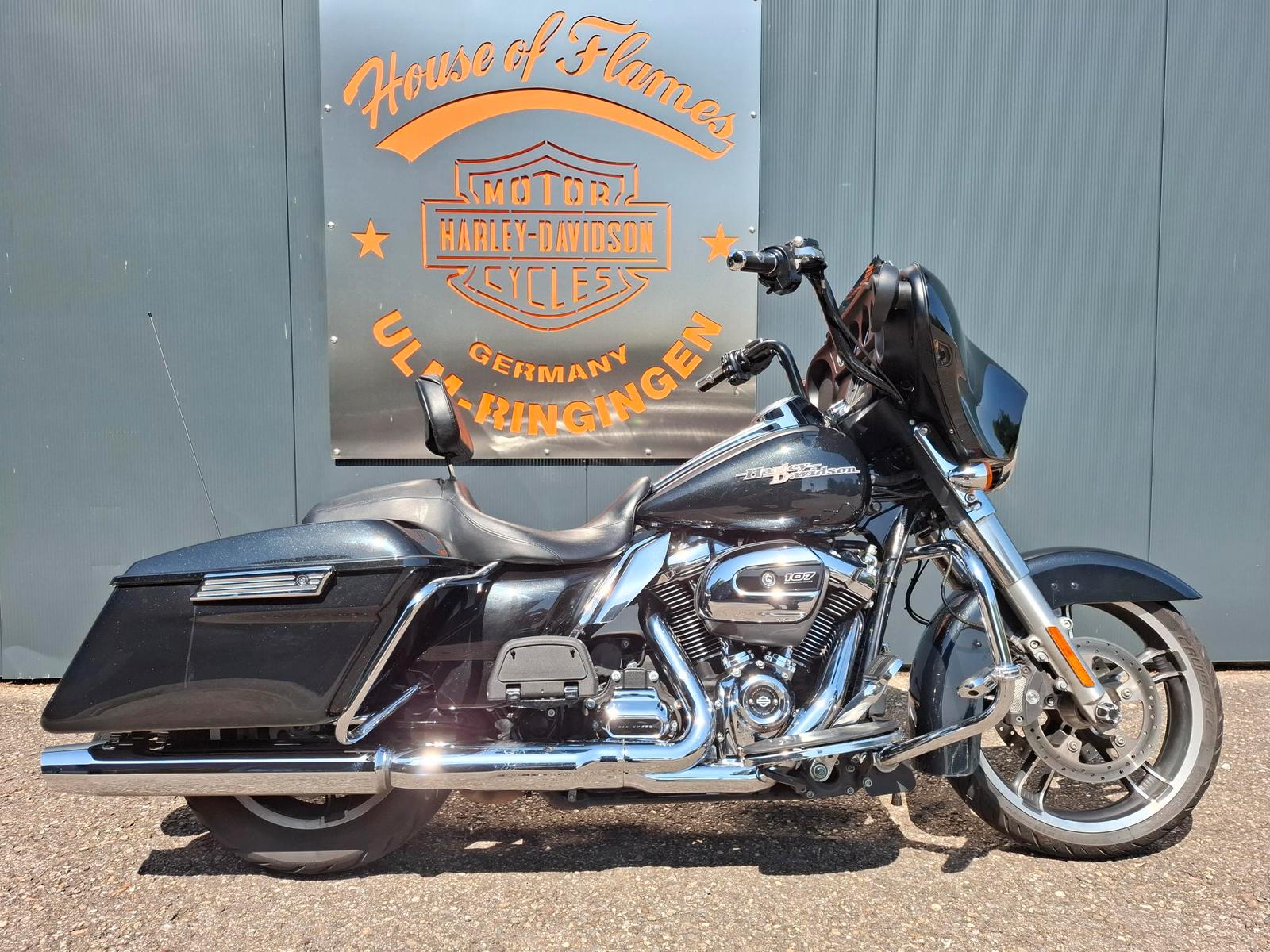 Harley-Davidson FLHX Street Glide