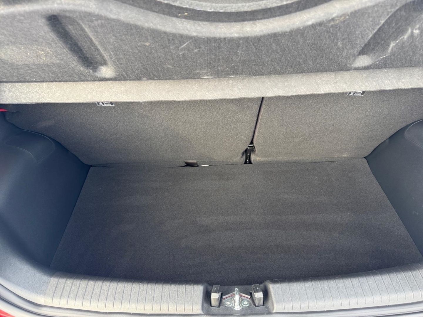 Fahrzeugabbildung Hyundai i10 1.2 TREND AUTOMATIK+KAMERA+NAVI+SHZ