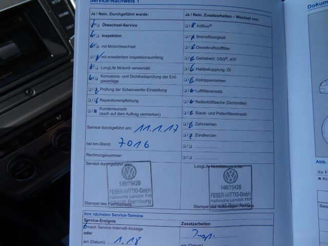 Fahrzeugabbildung Volkswagen Golf VII Lim. Lounge/1.Hd/38TKM/Xenon/PDC/