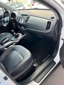 KIA Sportage - 8