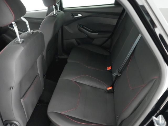 Focus TURNIER ST-LINE AT+BI-XENON+NAVI+WINTERPAK